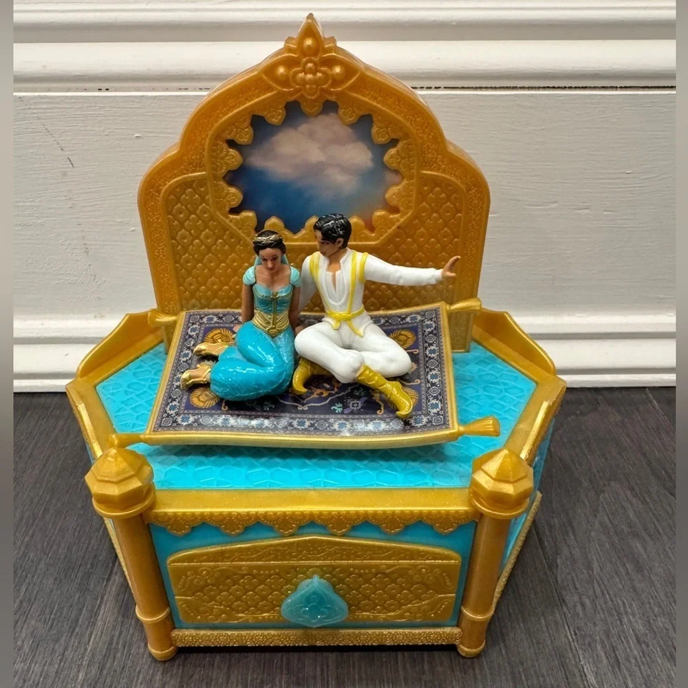 Disney Aladdin and Jasmine Musical Jewelry Box - Gold and Blue Kids Girls